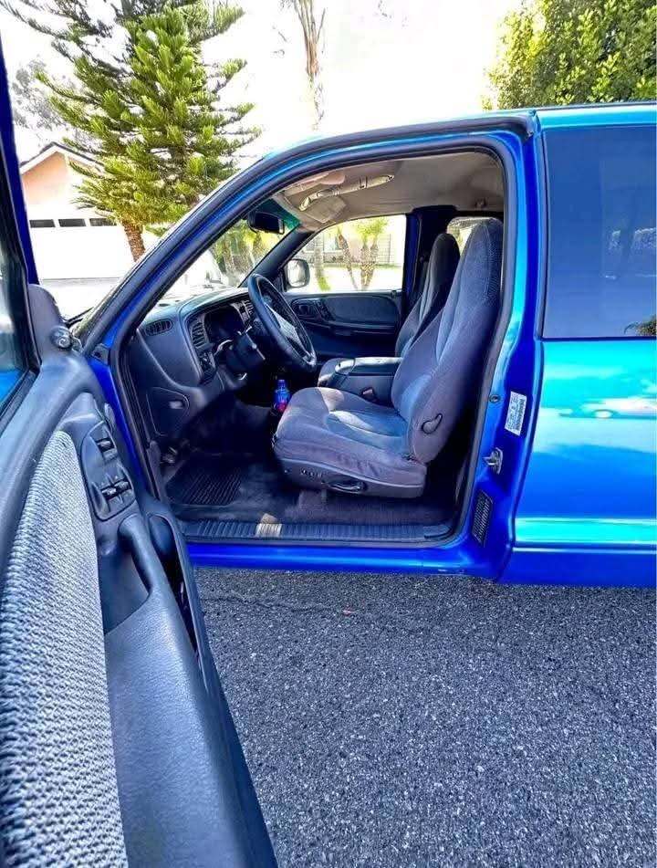 1999 Dodge Dakota Club Cab R/T
